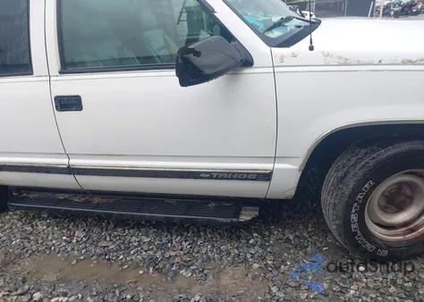 1999 Chevrolet Tahoe Lt from USA, damaged, VIN 1GNEC13R4XJ397995